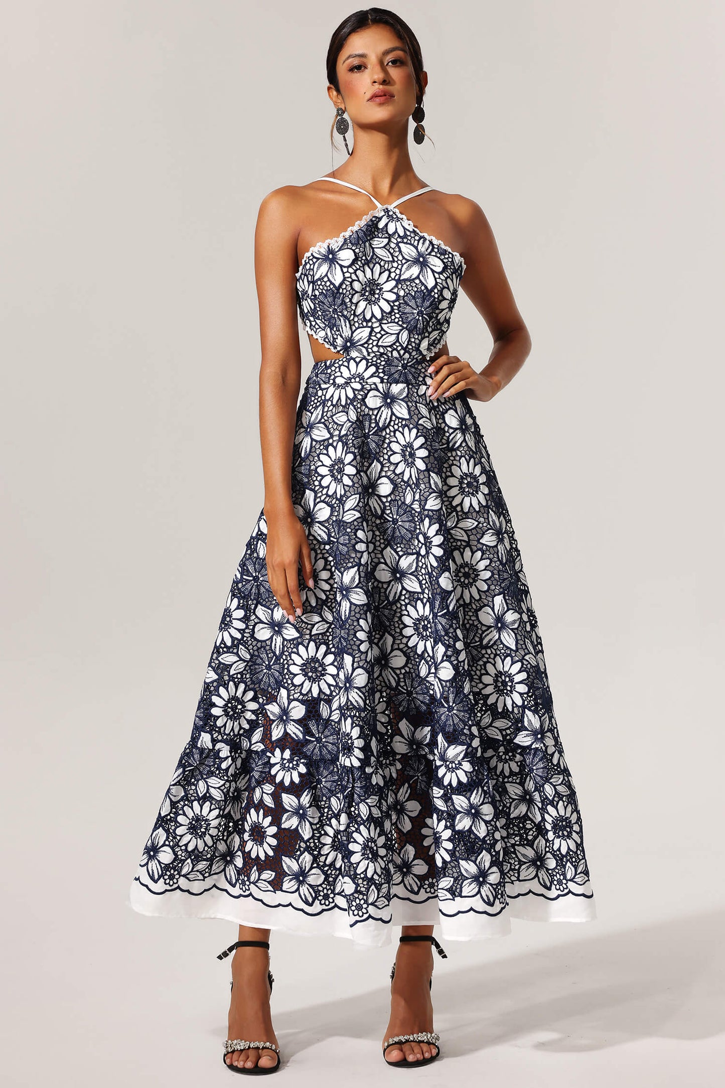 Halter Embroidery Dresses - Laine