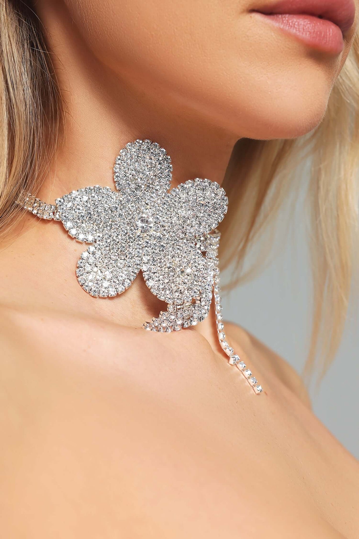 Rhinestone Big Flower Choker - Rosie