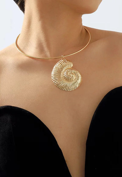 Exaggerated Caracol Necklace - Clyde