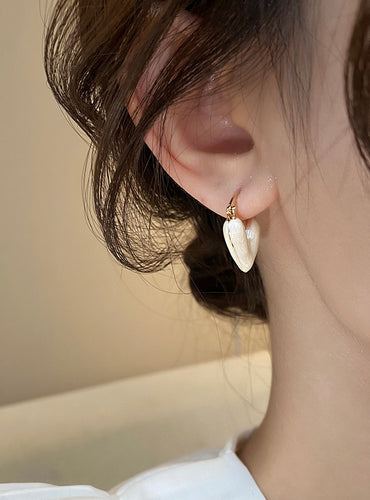 White Love Oil Dropping Earrings - Galia