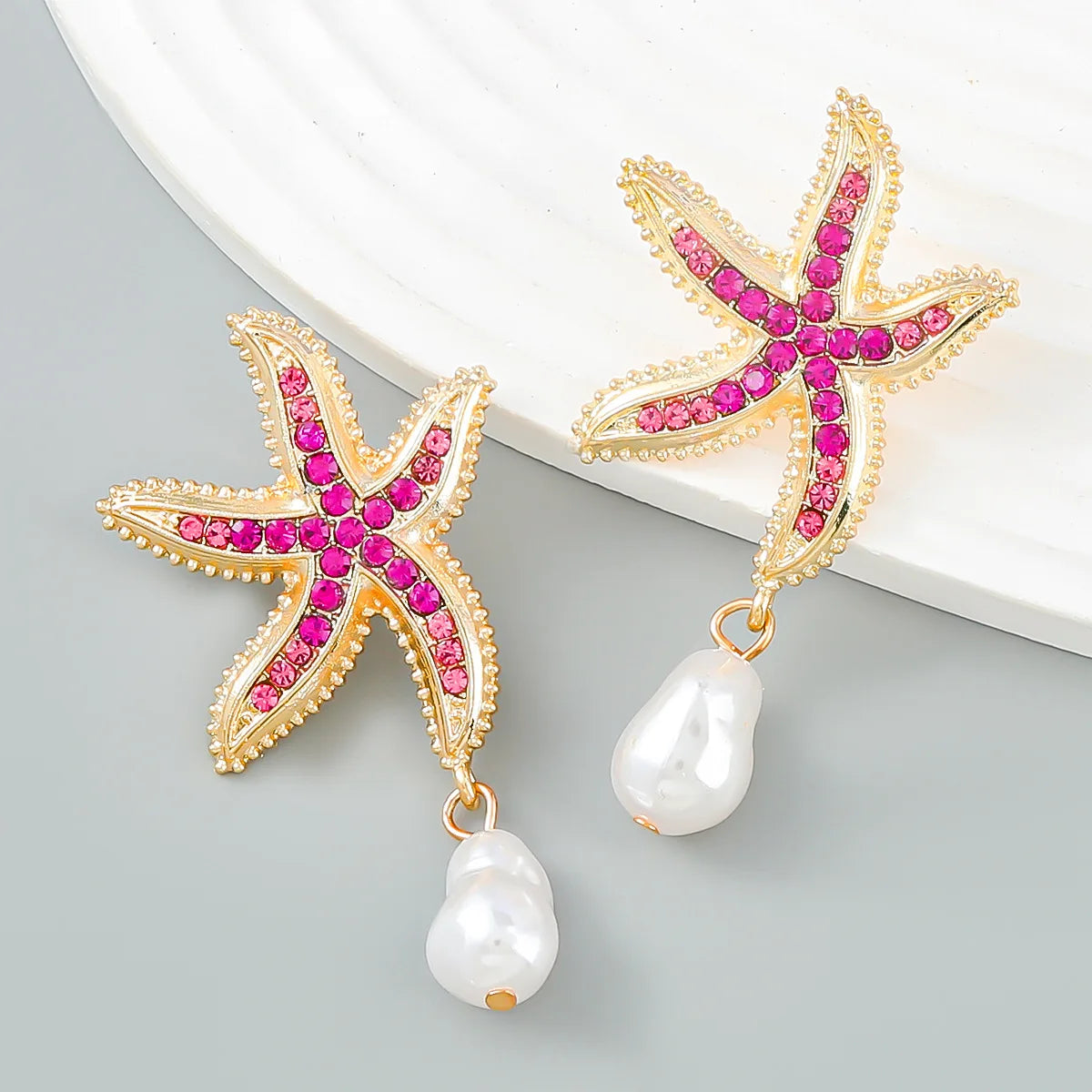 Rhinestone Starfish Earring - Akira