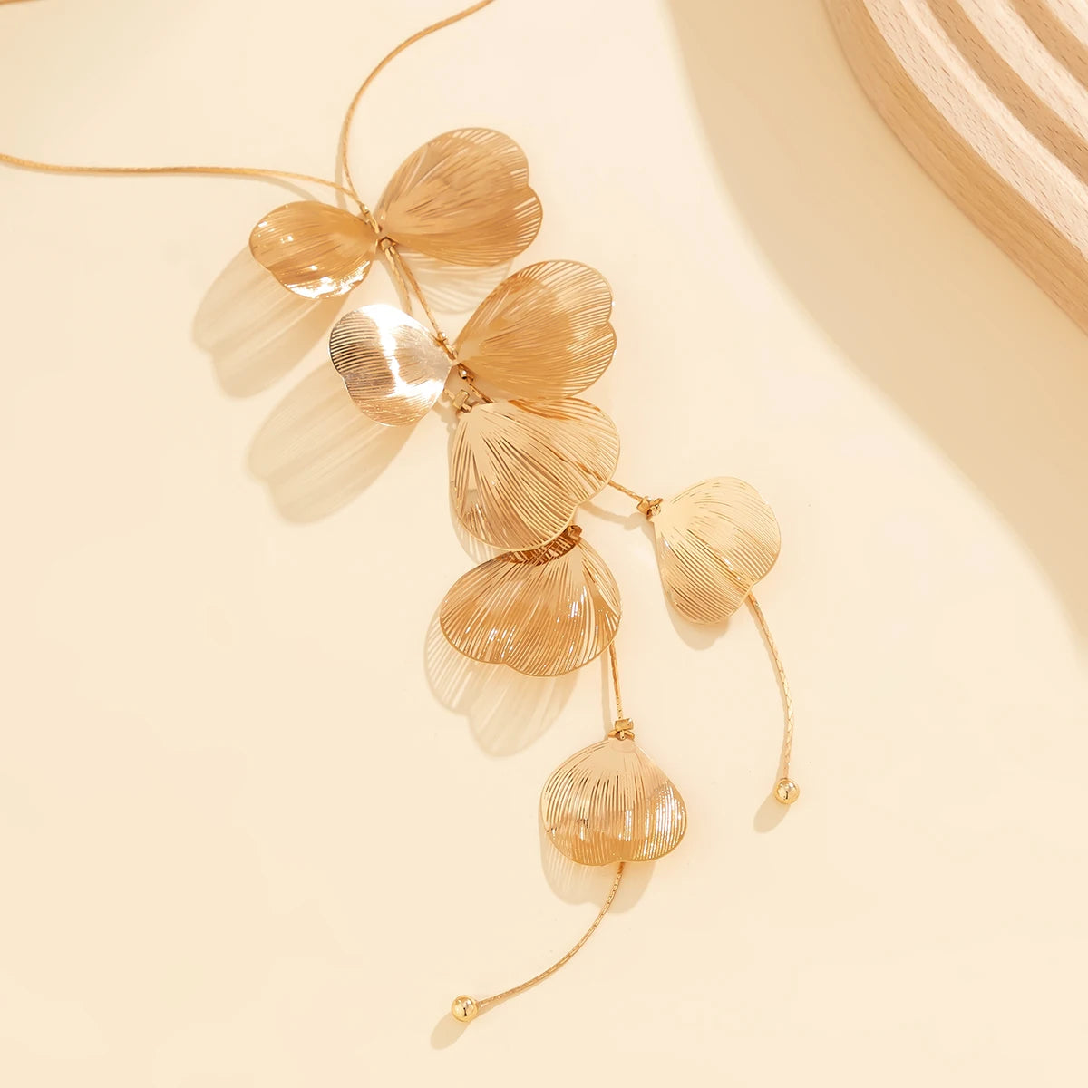 Leaf Petals Charm Long Necklace - Aria