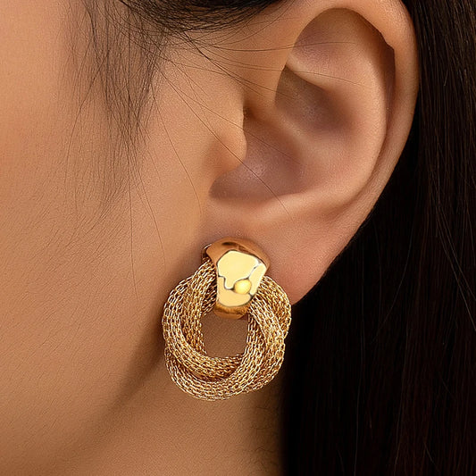 Twisted Round Circle Earring - Joana