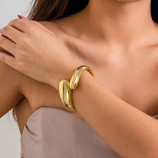 Thick Chunky Cuff Bracelet - Enola