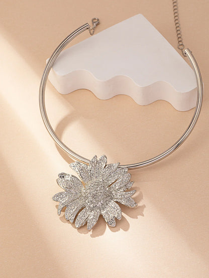 Sunflower Pendant Necklace - Samantha